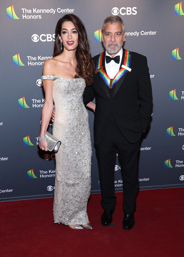 A színész, mint mindig, most is felesége, Amal Clooney társaságában vonult végig a vörös szőnyegen