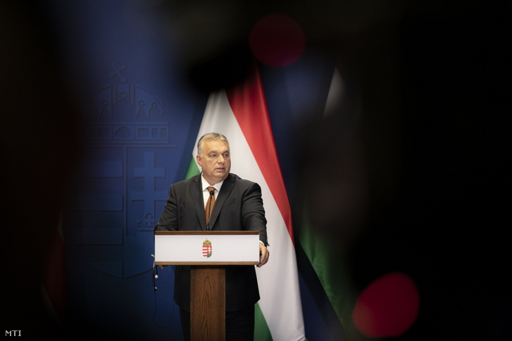 Orbán Viktor a Karmelita kolostorban 2022. október 27-én