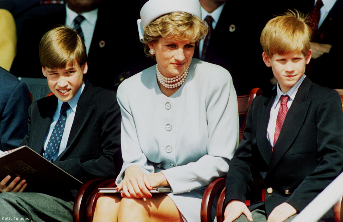 Diana hercegné fiaival, Harry és Vilmos herceggel 1995. május 7-én Londonban