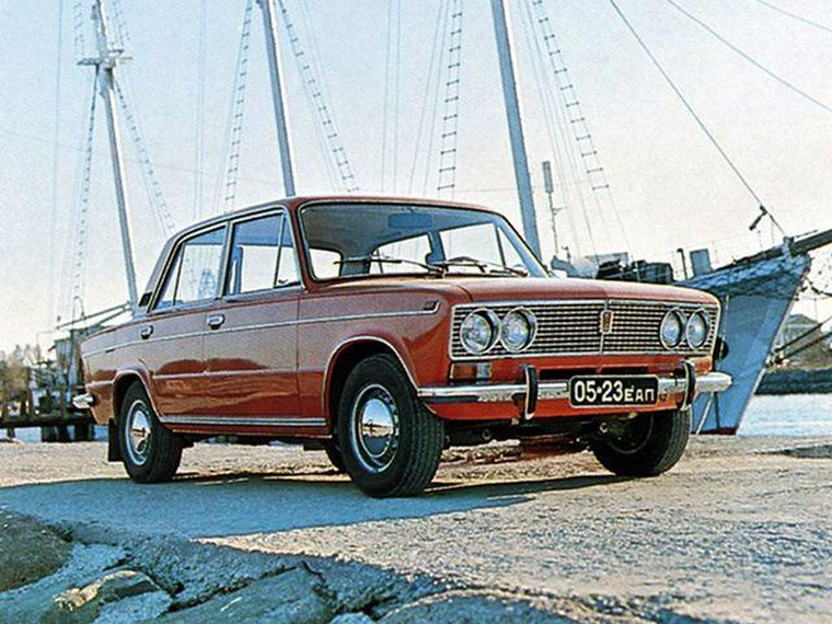 Hazánkba végül 1975 tavaszán, 98 ezer forintos árcédulával érkezett meg, kizárólag a Nagypolszki, vagyis a Polski Fiat 125p volt drágább akkor
