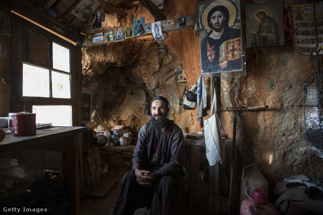 Egy, a klerikális köztársaságban élő görög szerzetes napjainkban