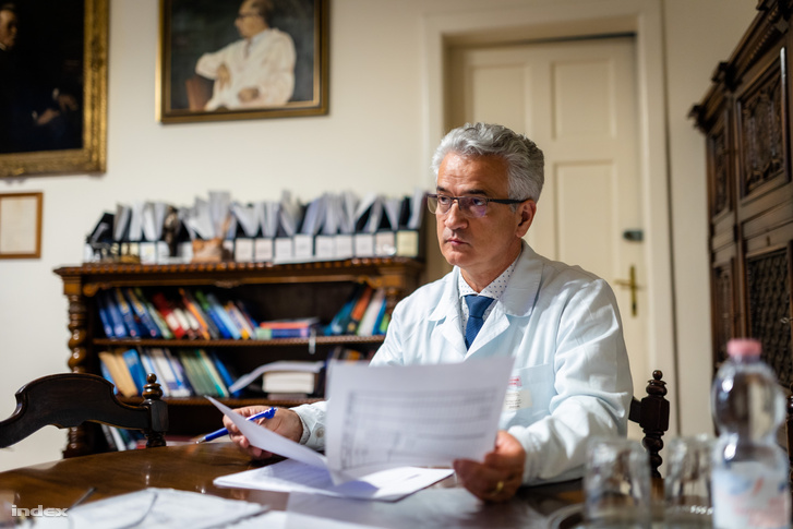 Dr. Takács István, a Semmelweis Egyetem Belgyógyászati és Onkológiai Klinika igazgatója