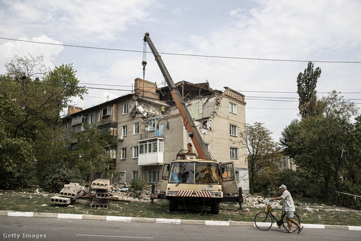 Nikopol orosz légicsapás után 2022. augusztus 11-én