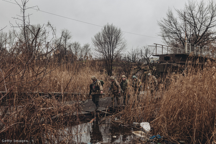 Ukrán katonák Bahmutban 2022. december 17-én