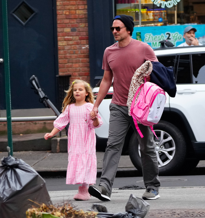 Bradley Coopert ismét kislányával együtt kapták lencsevégre