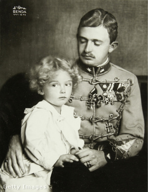Fiával, a gyermek Habsburg Ottóval