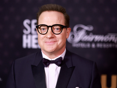 Merész szettek és könnyek: sztárparádé a Critics Choice Awards-on