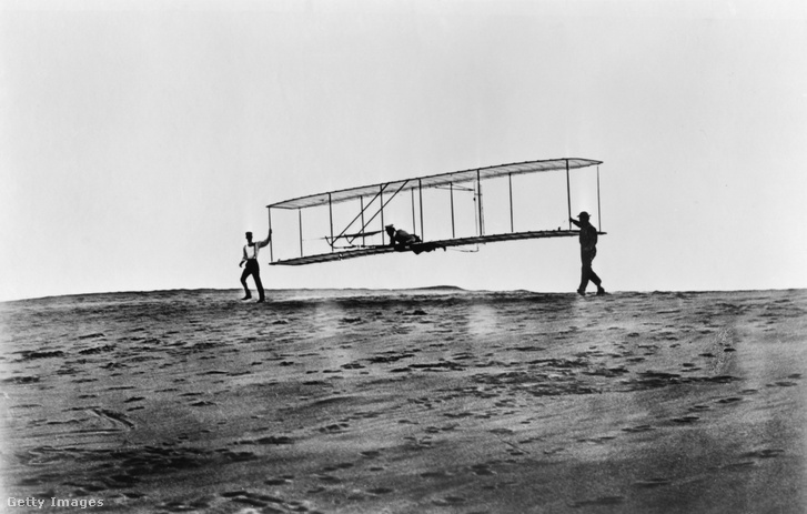 Orville és Wilbur Wright 1902 körül