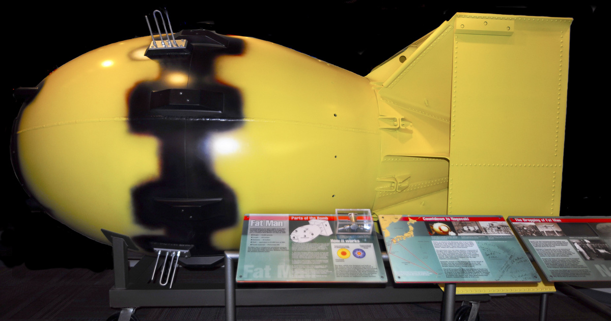 A Nagaszakira ledobott atombomba pontos másolata a Los Alamos-i Bradbury Tudományos Múzeumban látható