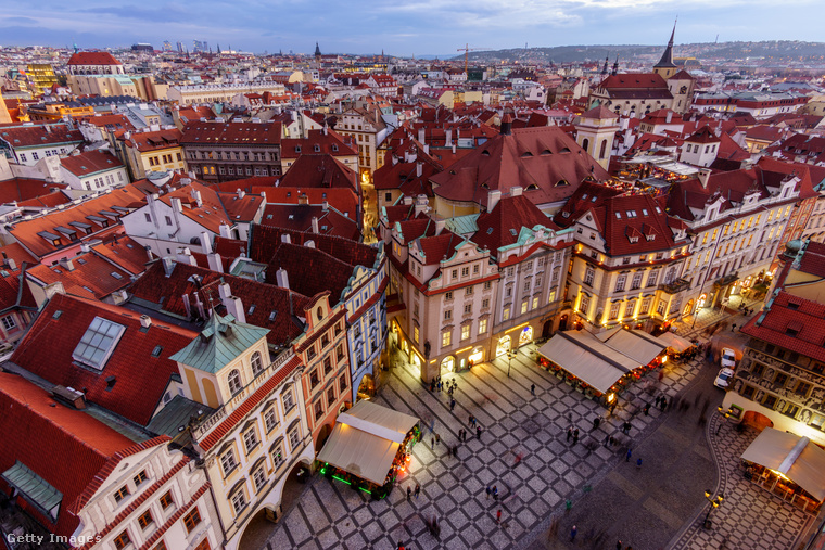 Prága Európa egyik legtöbb építészeti stílust felvonultató városa, melyet a X