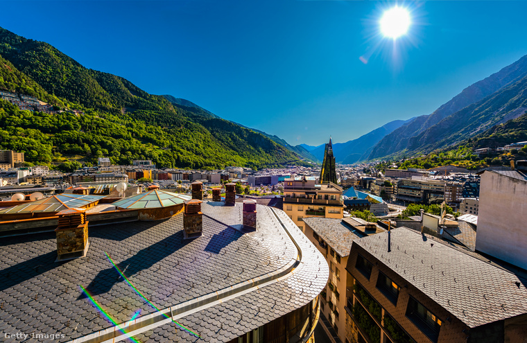 Andorra la Vella, Európa legnagyobb törpeállamának, Andorrának a fővárosa