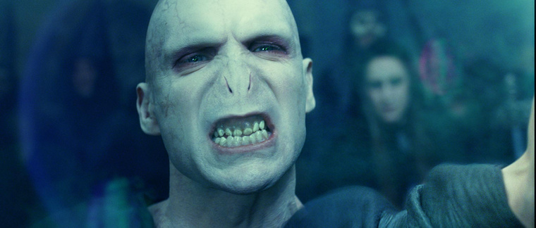Ralph Fiennes – VoldemortRalph Fiennes imádta a Harry Potterben alakított főgonosz szerepét, ám jelmezét már kevésbé