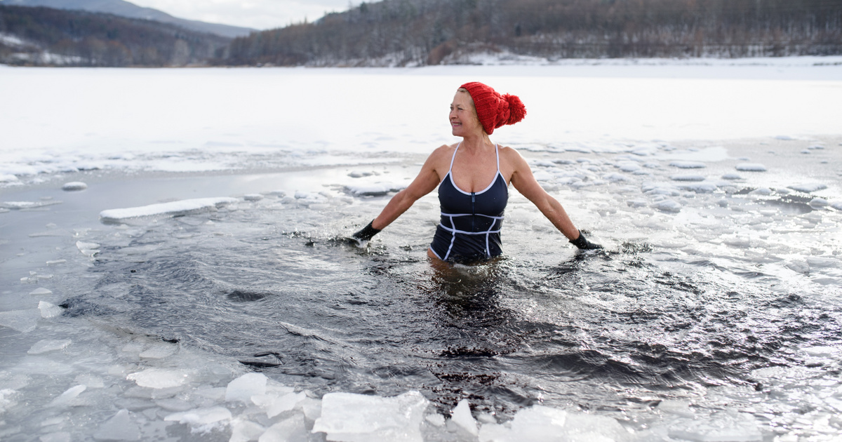 Rendkívül fontos a megfelelő felszerelés a téli úszásnál