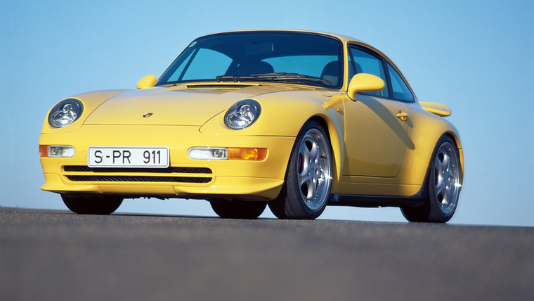 Mi lenne méltóbb lezárás egy ilyen listának, mintsem egy Porsche? A 993-as kódjelű 911-es az utolsó léghűtéses 911-esként vált ismertté, 1998-ban váltotta a már folyadékhűtéses 996-os