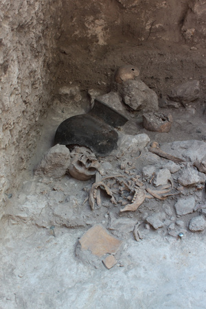 maya-mass-grave