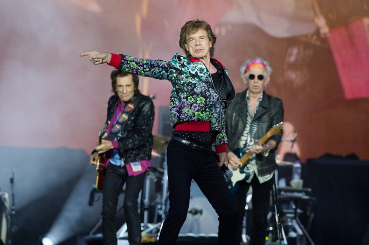 Rolling Stones – 98 millió dollár (35 milliárd forint)A zenekar 1962 megalakulása óta az egyik legsikeresebb zenei előadóként van számontartva, ezt pedig mi sem bizonyítja jobban, minthogy a tavalyi európai nagyturnéjuk alkalmával, 8 és fél millió dollárt zsebelhettek be