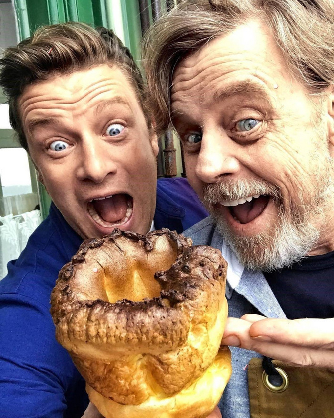 Jamie Oliver hatalmas Star Wars fanatikus, így nagy élmény volt számára, amikor a Luke Skywalkert játszó Mark Hamillnak készíthetett egy Yorkshire puddingot