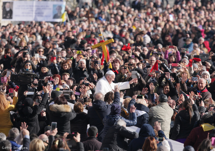 Ferenc pápa a Szent Péter téren 2016. február 6-án