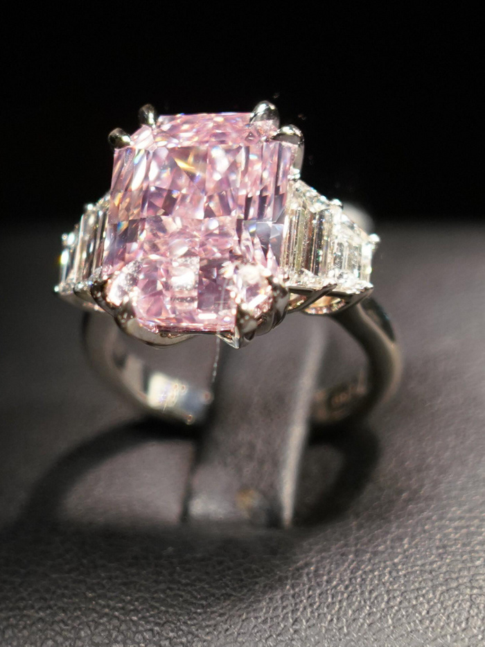 Az elmúlt 300 év legnagyobb rózsaszínű gyémántját találták meg