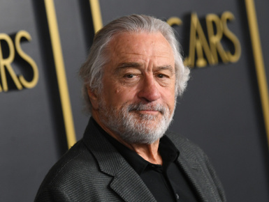 Ő Robert De Niro ritkán látott 25 éves fia és egyéb lesifotók