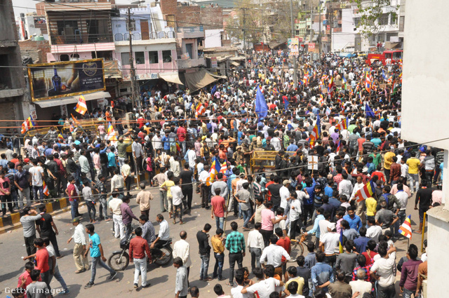 Rendre tömegtüntetéseken tiltakoznak a dalitok, de egyelőre nem értek el sokat