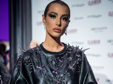 Merész ruhák, hosszú combok, és szexi bőrszerkók a 2023-as GLAMOUR Women of the Year díjátadó gálán