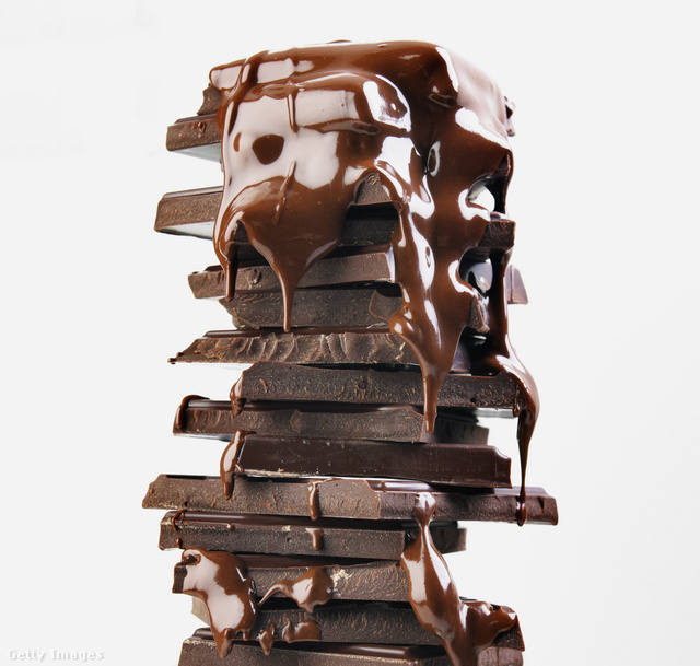 A fejfájást okozó „bűnös” ételek között ott lehet a csokoládé is