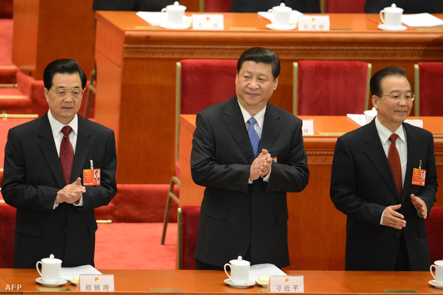 Hu Csin-tao leköszönt, Hszi Csin-ping új elnök és Ven Csia-pao leköszönő miniszterelnök március elején