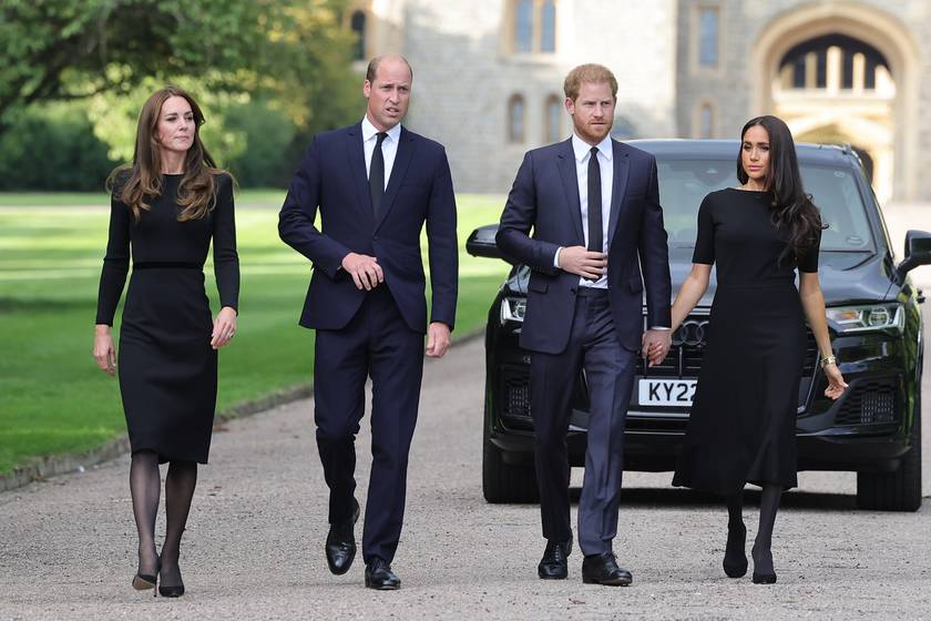 Katalin, Vilmos, Harry és Meghan Erzsébet királynő gyászszertartása után 2022. szeptember 10-én.