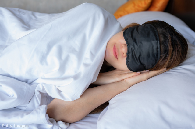 A maszkban való alvás az agyműködést is javíthatja