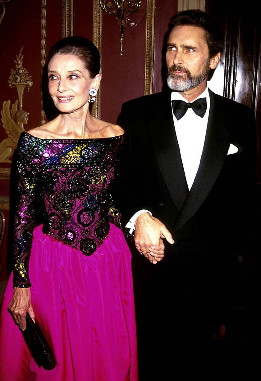 Audrey Hepburn és Robert Wolders 1980-ban szerettek egymásba, a színésznő 1993-ban bekövetkezett haláláig együtt is maradtak.