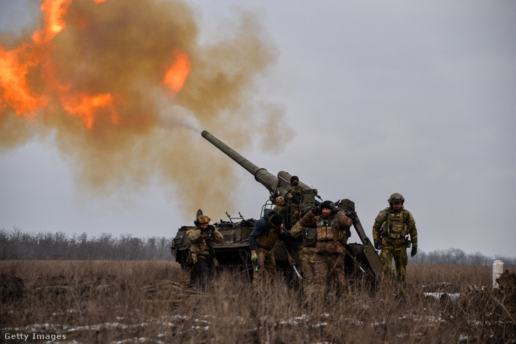 Ukrán tüzérségi csapatok Bahmutnál 2023. február 5-én