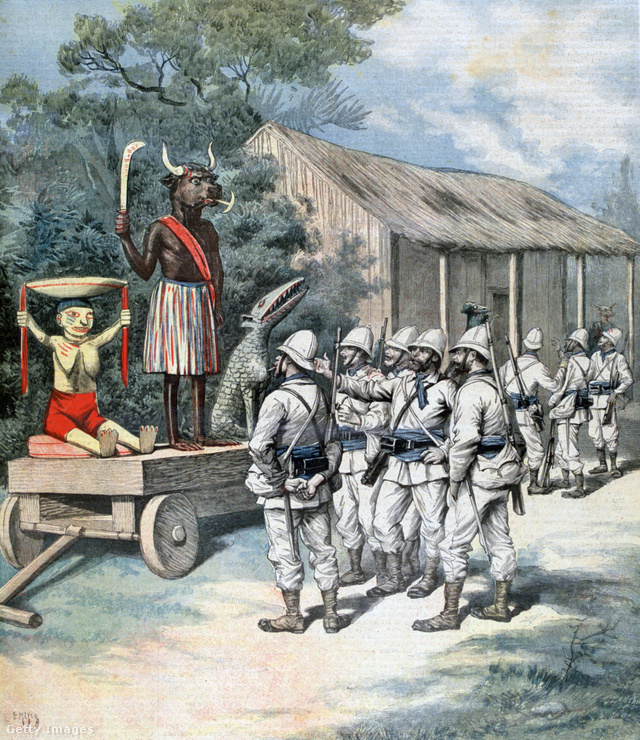 Francia gyarmatosító katonák elfoglalnak egy szenegáli falut az 1890-es években