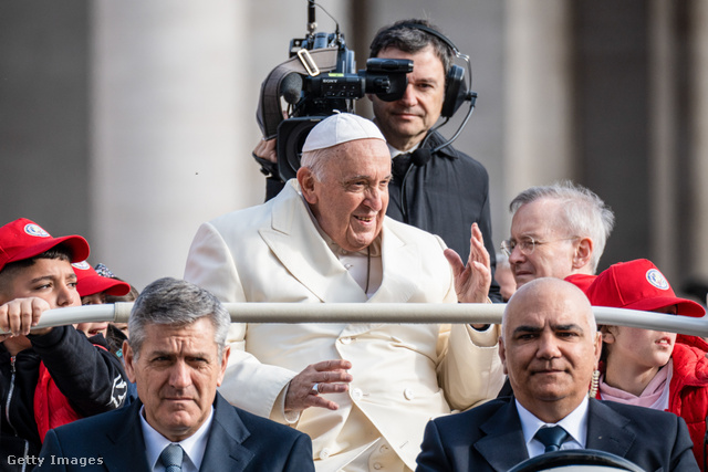 A budapesti lezárások oka Ferenc pápa látogatása
