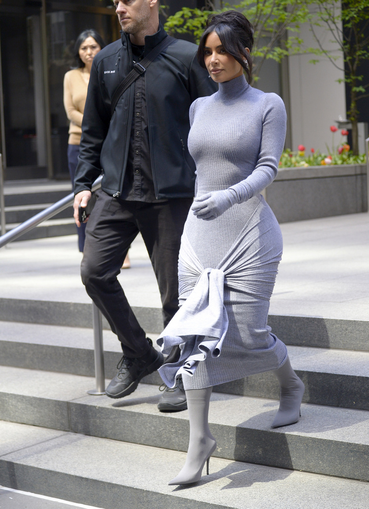 Kardashiant testőre is elkísérte a teljesen hétköznapinak tűnő New Yorki sétájára.&nbsp;