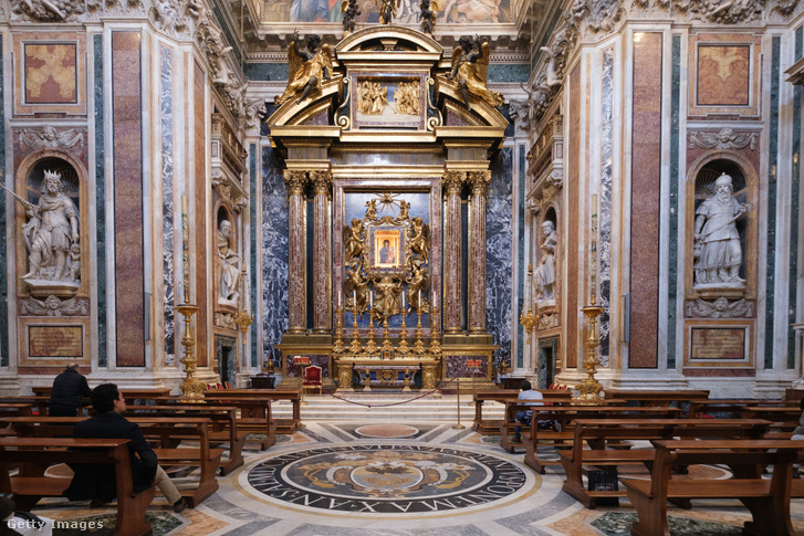 A római Santa Maria Maggiore-bazilika oltára