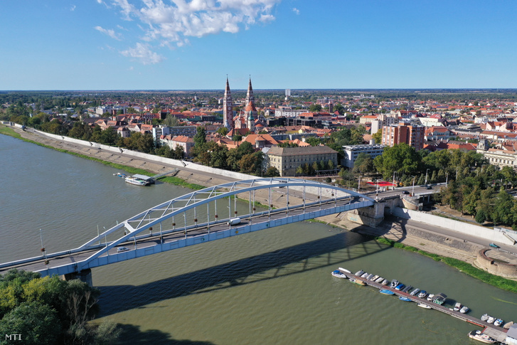 A Belvárosi híd Szegeden