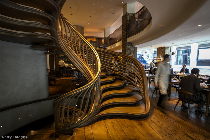 Az egy Michelin-csillagos Hide étterem a londoni Mayfair negyedben