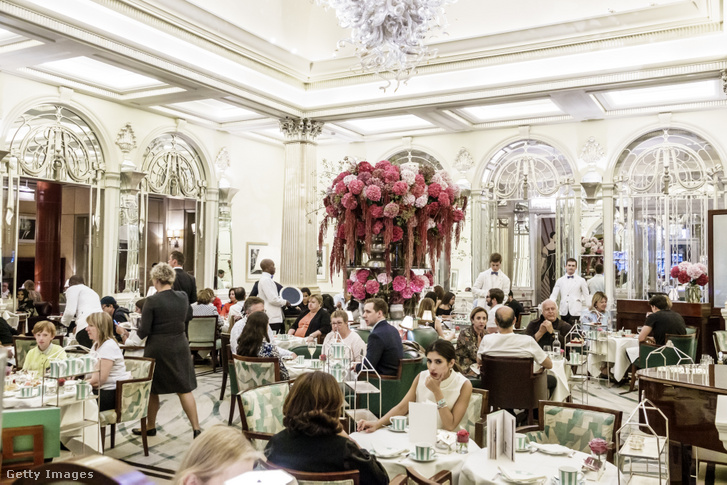 Az egyik legelegánsabb londoni luxushotel, a Claridge's étterme
