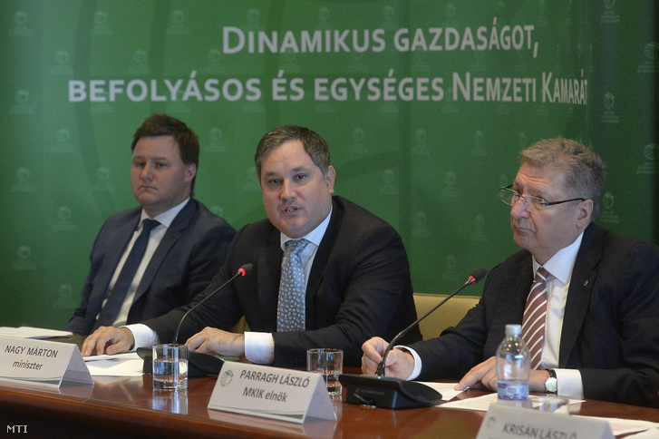 Nagy Márton a Széchenyi Kártya Program termékeiről tartott sajtótájékoztatón, Budapesten 2022. június 20-án