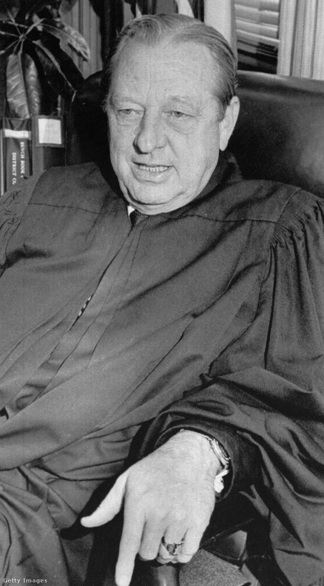 Harrelson leghíresebb áldozata, John H. Wood, Jr. szövetségi bíró