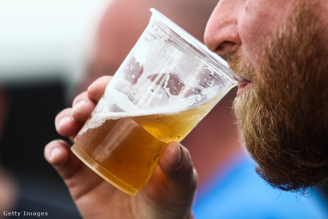 A túlzásba vitt sörfogyasztás jelentősen károsítja az egészséget