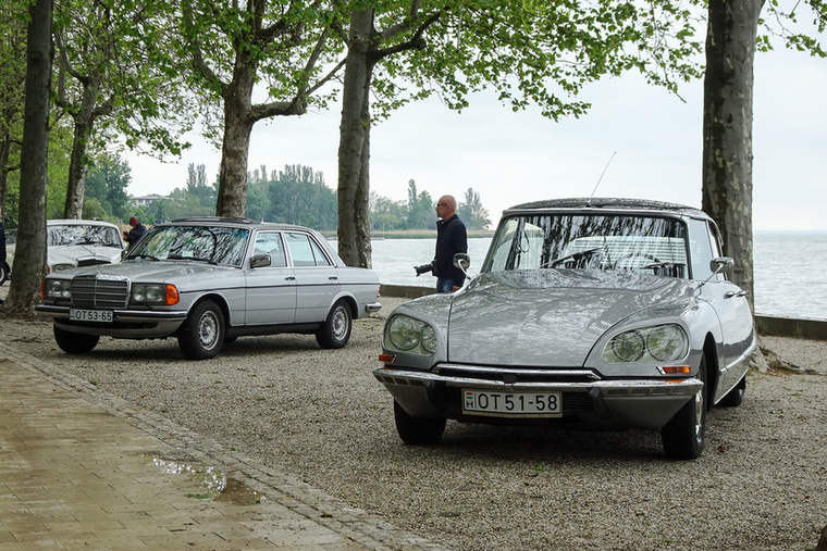 Két örök klasszikus, egy 1979-es Mercedes-Benz 280 E és egy 1969-es Citroen DS 20.