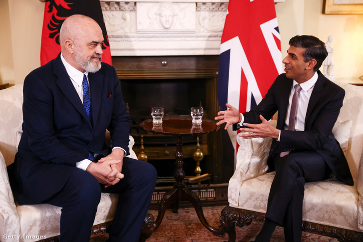 Rishi Sunak brit miniszterelnök és Edi Rama albán miniszterelnök 2023. március 23-án Londonban