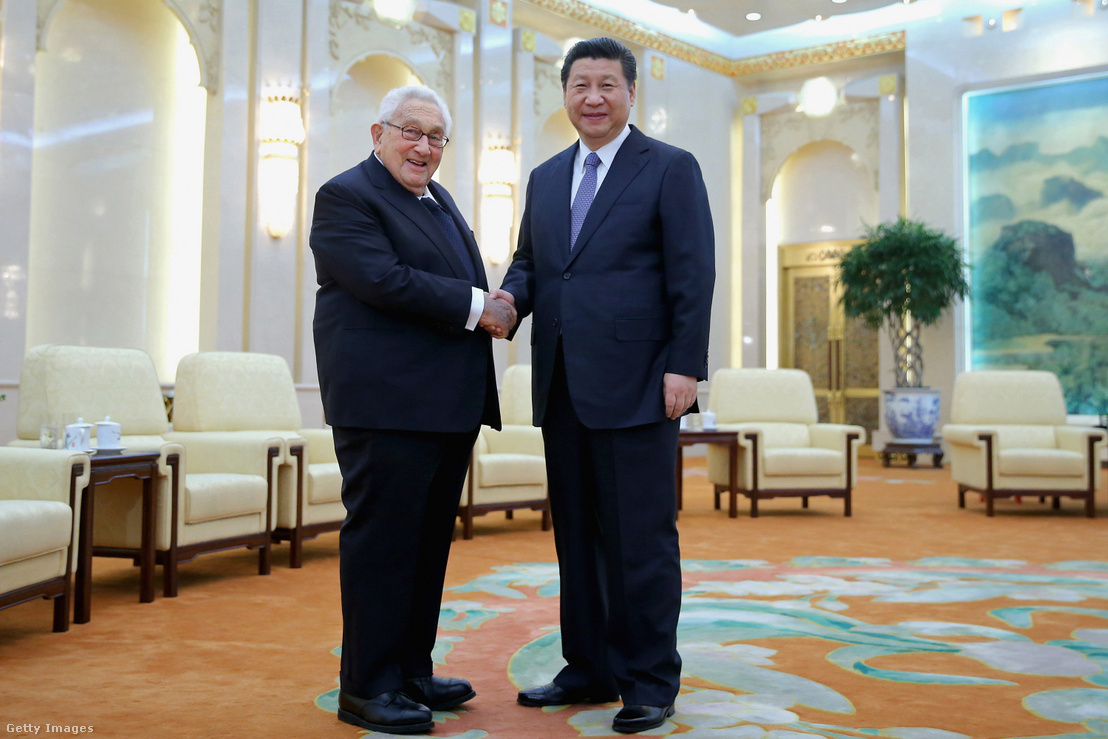 Henry Kissinger és Hszi Csin-ping 2015. március 17-én