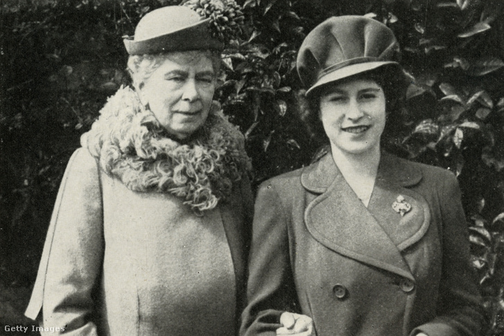 Teck Mária királyné és II. Erzsébet 1944-ben