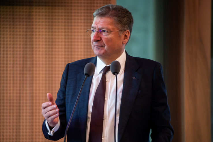 Levelet írt volt kollégáinak Parragh László: Hibáztam. Egy buta senkiházi társaság uralta el a kamarát