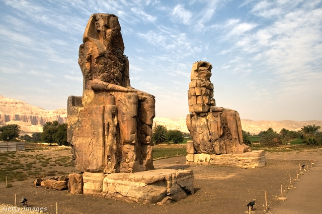 A Memnón-kolosszusok ma is kedvelt turistacélpontnak számítanak