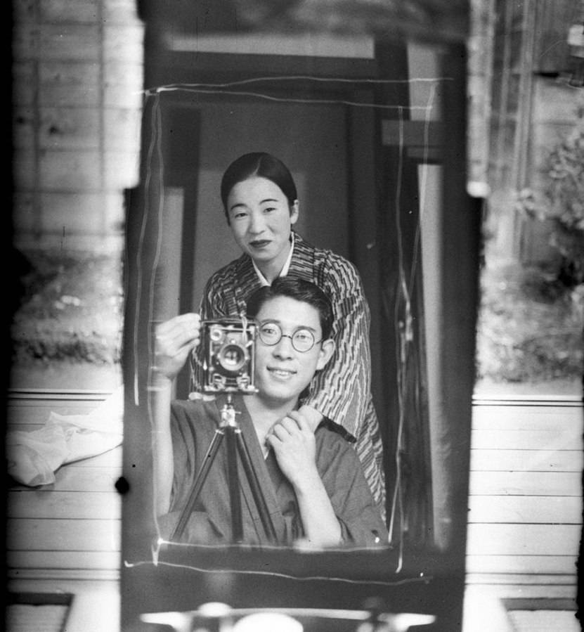 Japanese couple taking a photo together, 1920