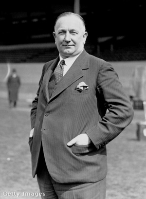 Az Arsenal történelmének egyik legfontosabb menedzsere, Herbert Chapman 1932-ben